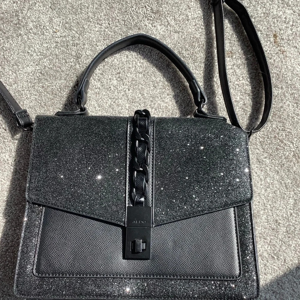 Black Aldo purse - Picture 2 of 4